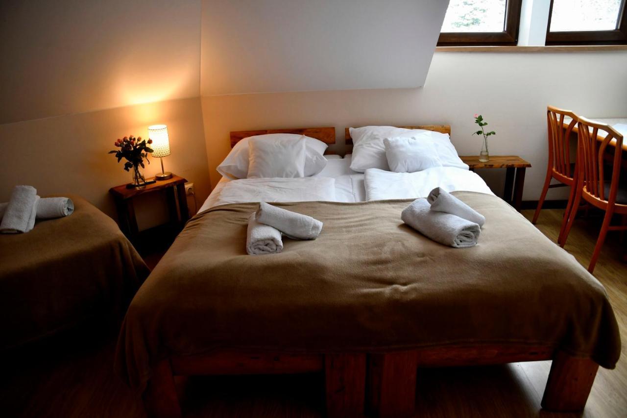 Gosciniec Pod Lubomirem Bed and Breakfast Weglowka  Buitenkant foto