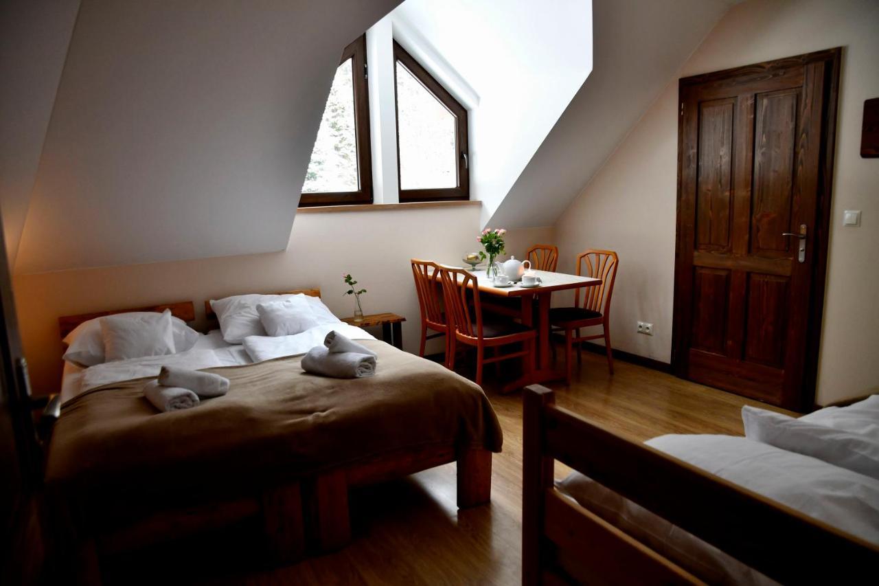Gosciniec Pod Lubomirem Bed and Breakfast Weglowka  Buitenkant foto