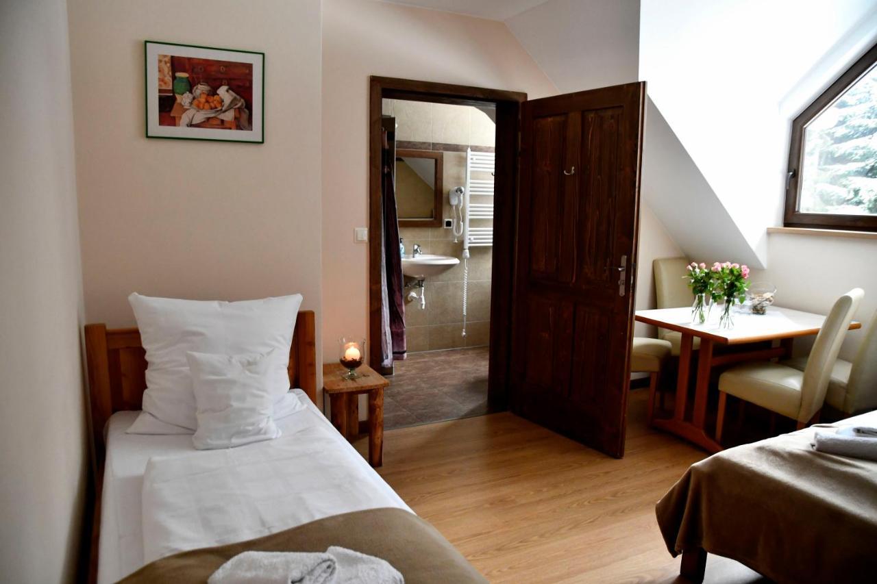 Gosciniec Pod Lubomirem Bed and Breakfast Weglowka  Buitenkant foto