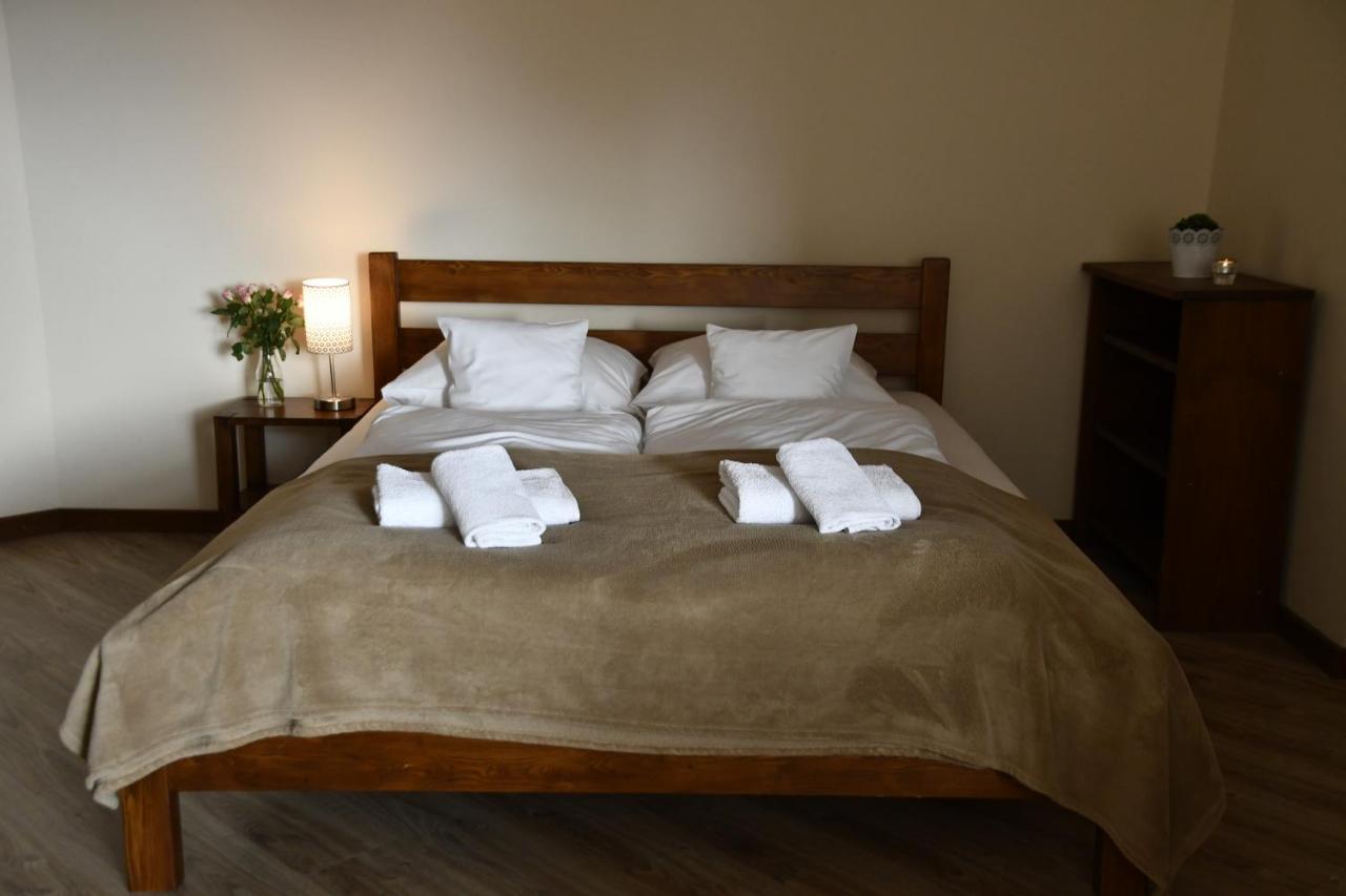 Gosciniec Pod Lubomirem Bed and Breakfast Weglowka  Buitenkant foto