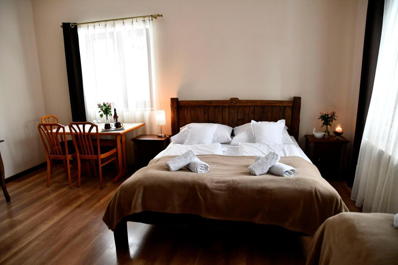 Gosciniec Pod Lubomirem Bed and Breakfast Weglowka  Buitenkant foto
