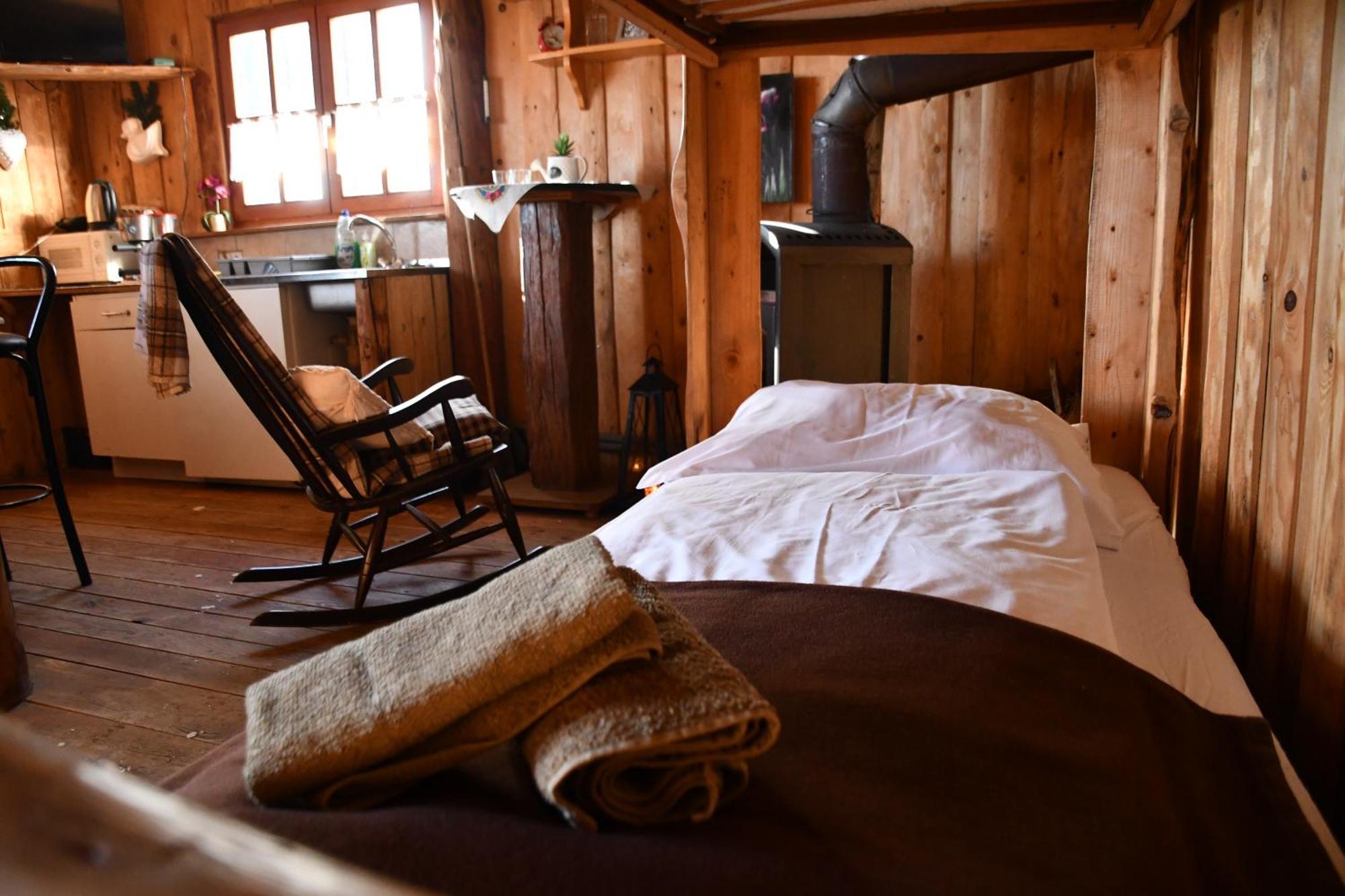 Gosciniec Pod Lubomirem Bed and Breakfast Weglowka  Buitenkant foto