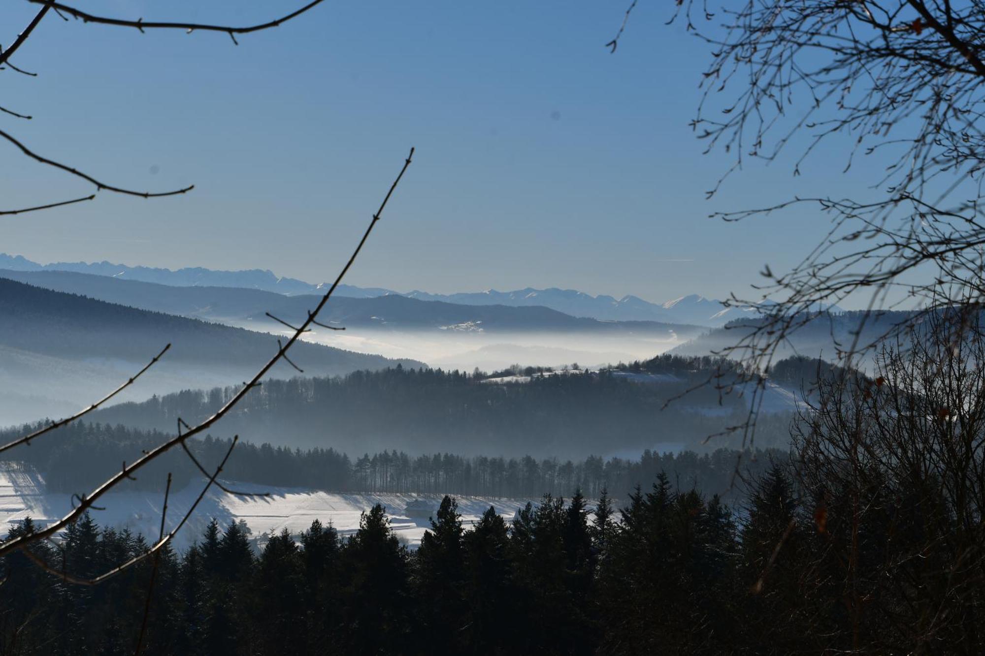Gosciniec Pod Lubomirem Bed and Breakfast Weglowka  Buitenkant foto