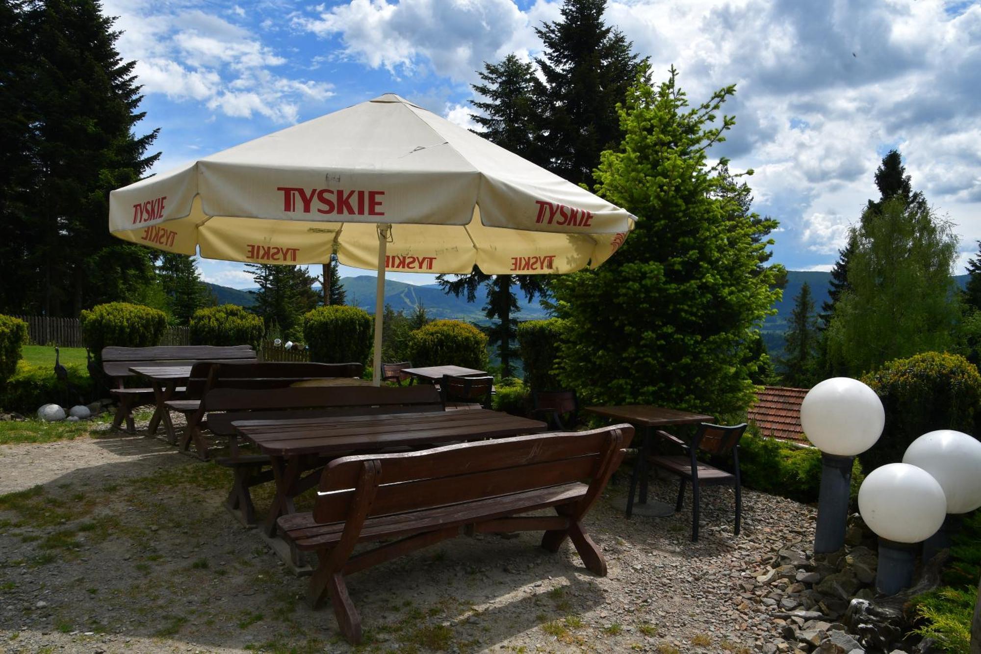 Gosciniec Pod Lubomirem Bed and Breakfast Weglowka  Buitenkant foto